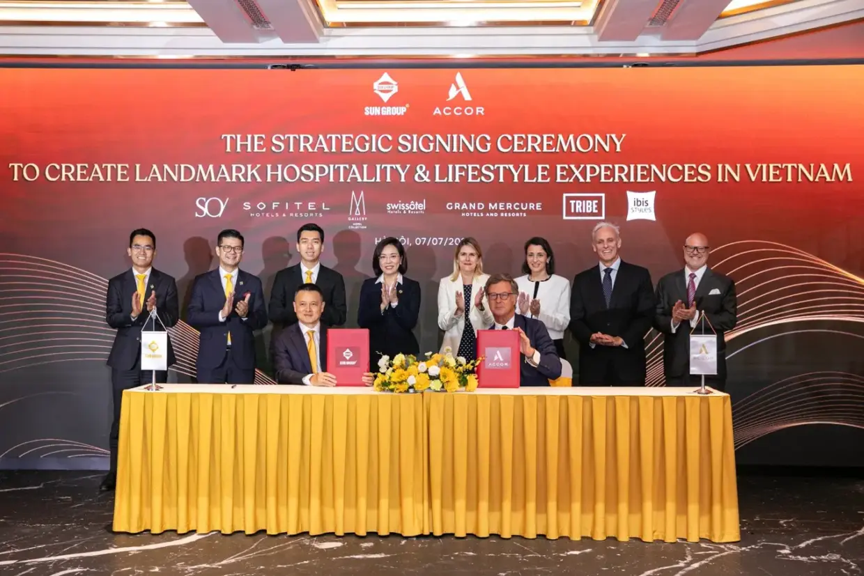 Accor and Sun Group Signing - Photo Courtesy by Accor