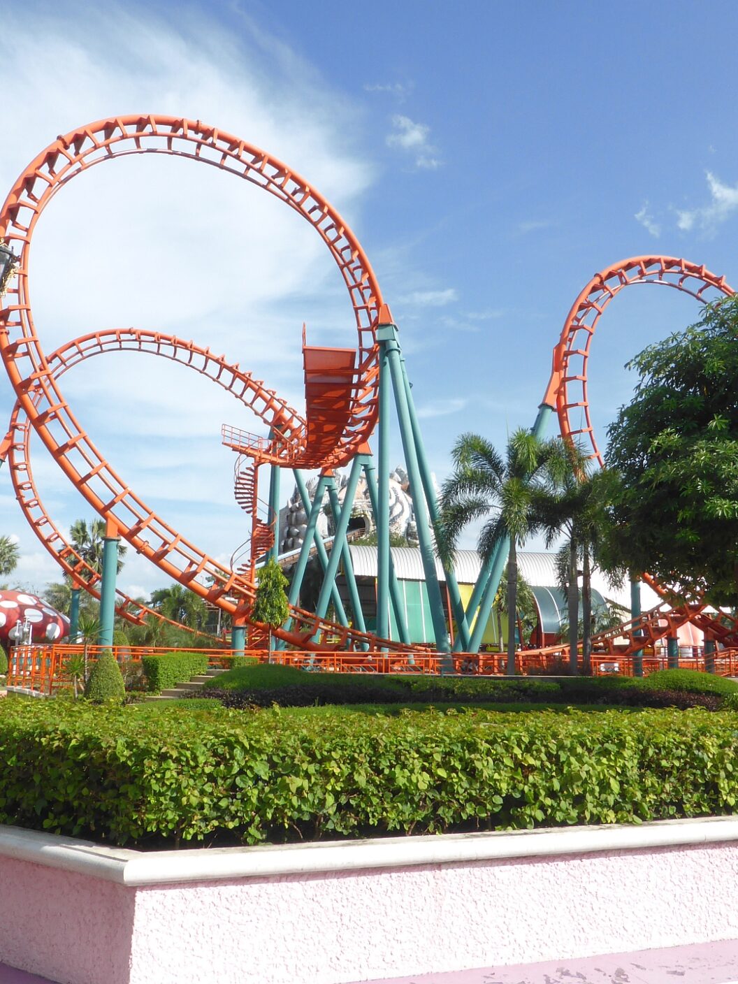 Siam Park City by Joachim Lutz from Wikimedia Commons